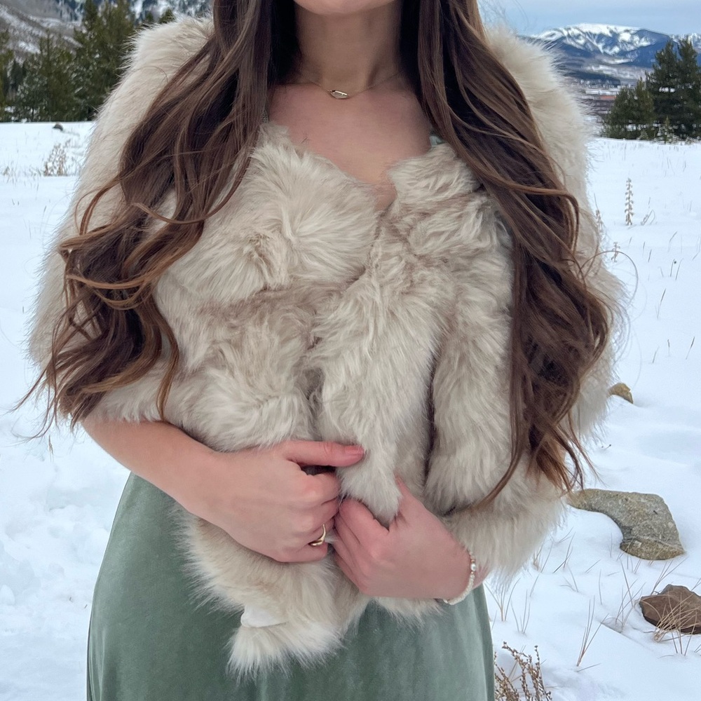 Cream Faux Fur Shawl